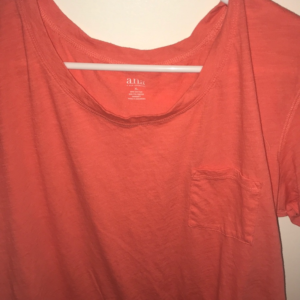 Top - Picture 2 of 4